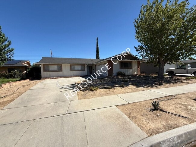 Photo - 1177 W Ave J-11