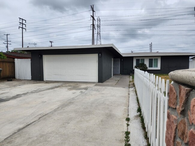 Charming 3-Bedroom Home Just 10 Minutes fr... - Charming 3-Bedroom Home Just 10 Minutes fr...