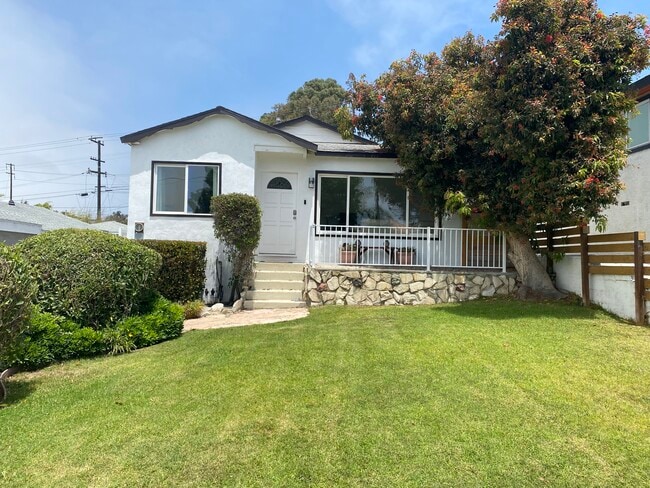 Photo - 1031 Avenue A House