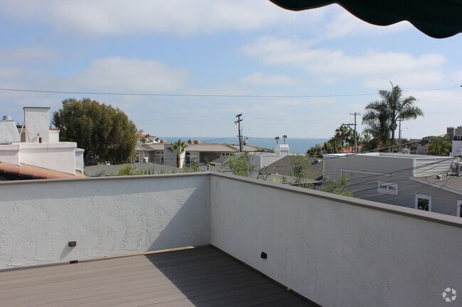 Building Photo - 227 La Paloma Unit D Rental