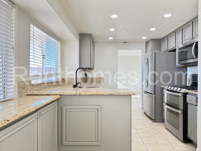 Photo - 23835 Cork Oak Cir