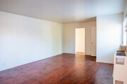 Photo - 114 N Lewis St