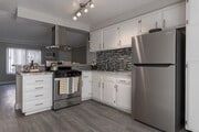 2BR, 2BA - 1000 SF - Vio Cerritos