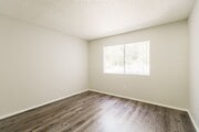 Photo - 226 S Serrano Ave
