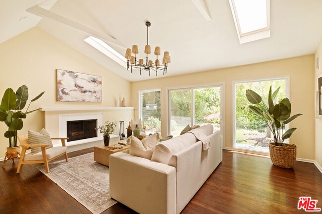 Photo - 3588 Mandeville Canyon Rd