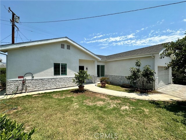Photo - 610 N Hidalgo Ave