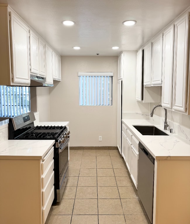 Photo - 625 E Palm Ave Apartment Unit 105