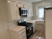 Photo - 3510 Clarington Ave Apartment Unit 06