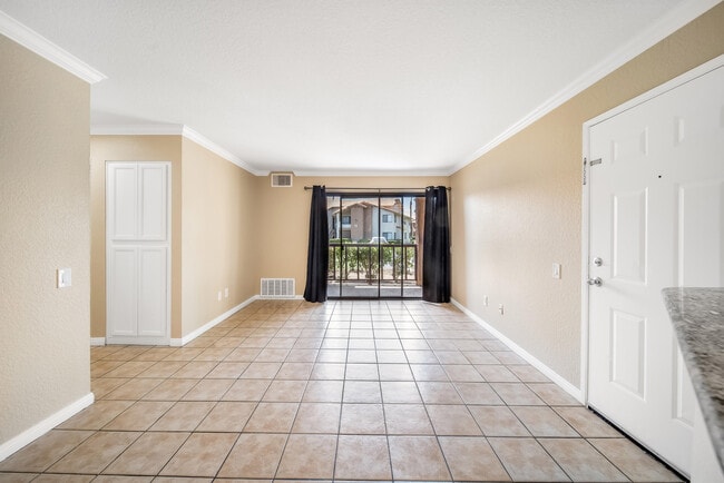 Photo - 78650 Ave 42 Ave Unit 1407