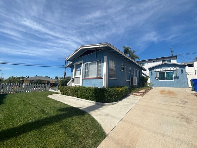 Photo - 4006-4008 DELTA STREET Unit 4006