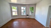 Photo - 780 E 9th St