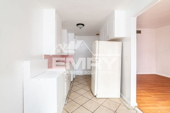 Photo - 1 Bedroom Apartment Move in Ready Inglewood CA 90303