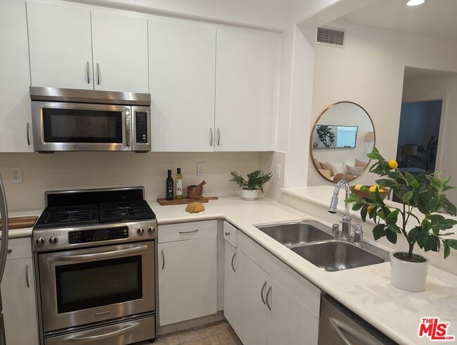 Photo - 7100 Playa Vista Dr Unit 120