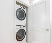 Photo - 8421 Bleriot Ave