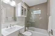 Photo - 322 N Mayflower Ave House