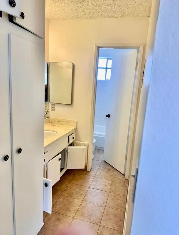 Photo - 4046 W 132nd St Unit 228