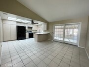 Photo - 825 Ardmore Ct House