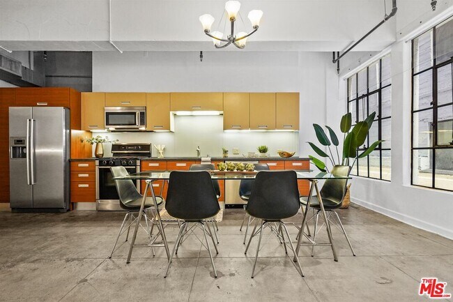 Photo - 746 S Los Angeles St Unit 304