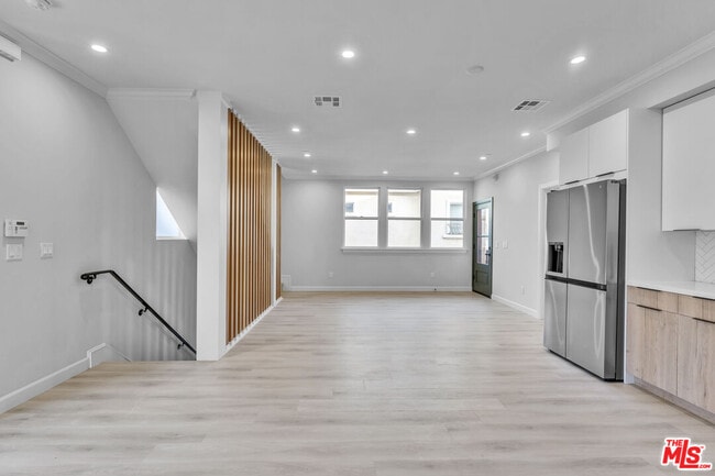 Photo - 1022 La Cadena Ave Unit A