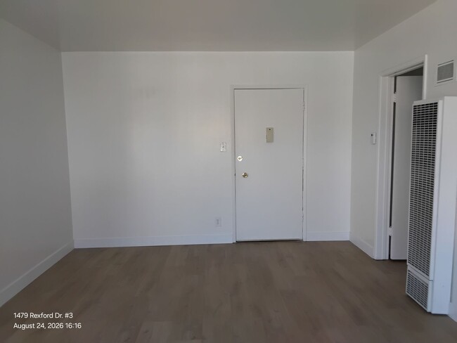Photo - 238 3/4 Rexford Dr Unit 3