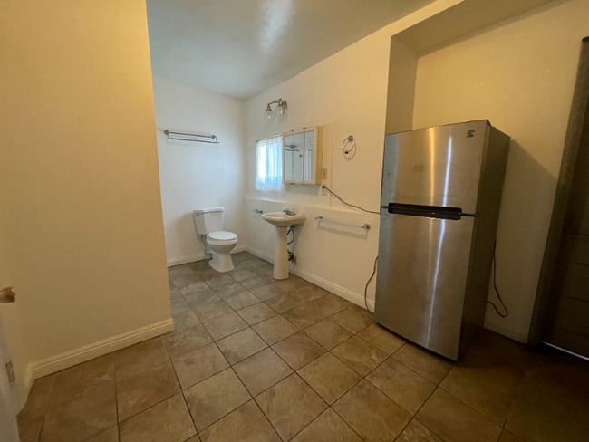 Photo - 2207 Cambridge St