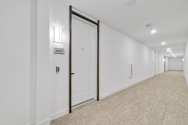 Photo - 4507 Rivington Unit 1