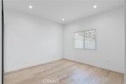 Photo - 11142 Woodley Ave