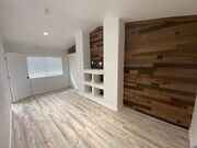 Photo - 424 S B St