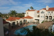 Beautiful luxurious pool - 5500 Torrance Blvd