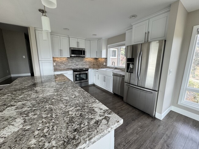 Photo - 1176 Dawnridge Ave