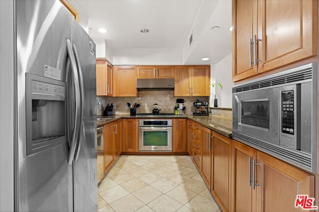 Photo - 8238 W Manchester Ave Unit 204