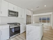Photo - 2410 Graham Ave Townhome