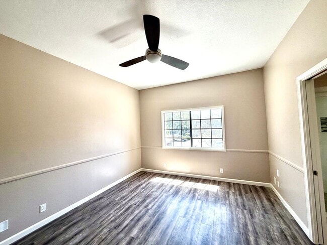 Photo - One bedroom condo for rent