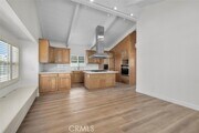 Photo - 925 Manhattan Ave