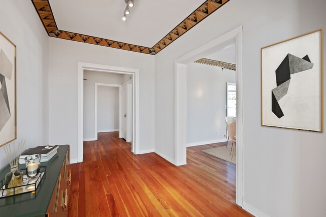 Photo - 1314 Hayworth Ave