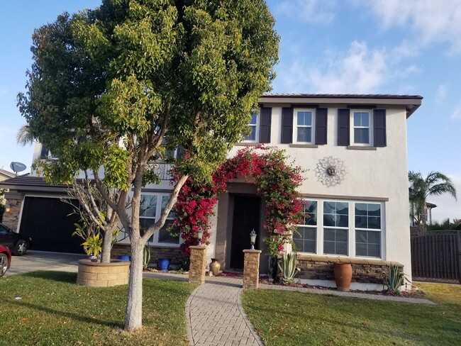 Building Photo - 12990 Excalibur Dr Unit A