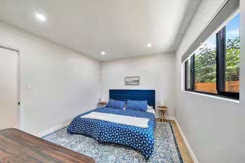 Photo - 4244 Brunswick Ave