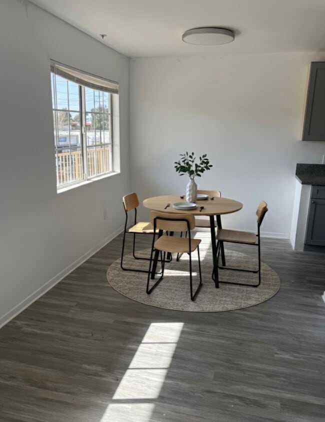 Photo - 7308 Canby Ave Unit 7