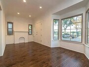 Photo - 302 W Mariposa Ave