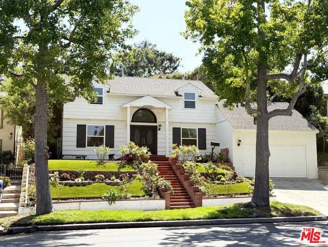 Building Photo - 661 Warner Ave Rental