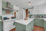 Photo - 1053 N Mar Vista Ave House