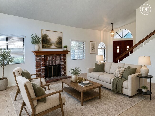 Photo - Spacious 3 bedroom, 2.5 bath duplex with private backyard for rent