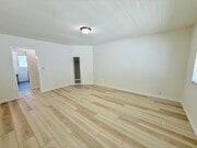 Photo - 1406 S Saltair Ave Apartments