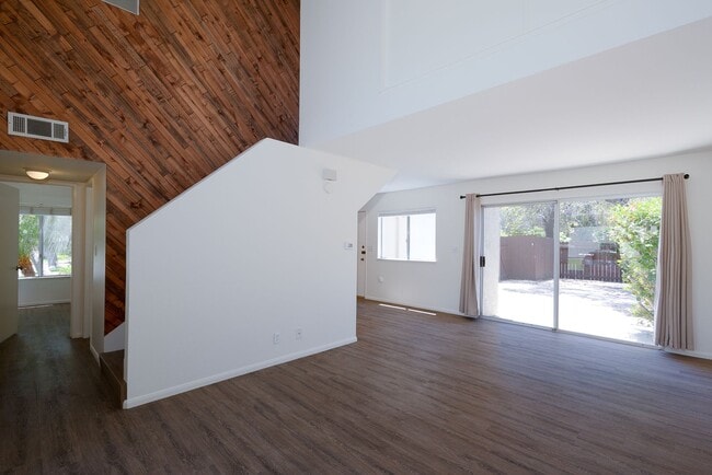 Photo - Ventura | Todd Ranch Townhome | 3 Bedroom + 2 Bathroom