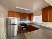 Photo - 762 W 21st St Unit 3