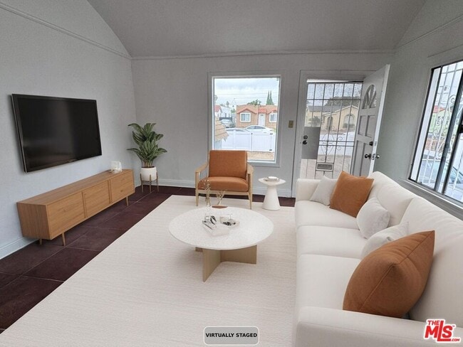 Photo - 540 W 107th St