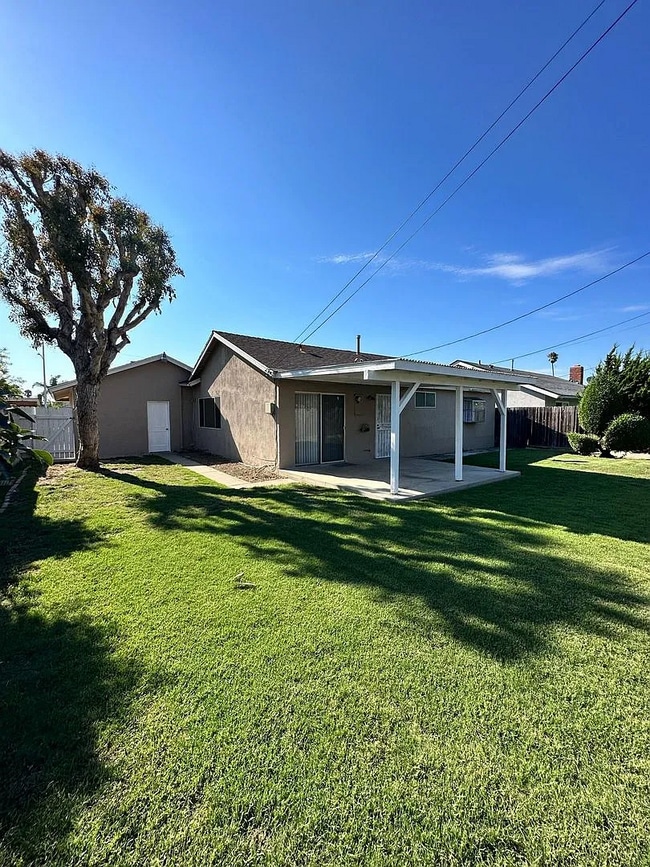 Building Photo - 20102 Port Cir