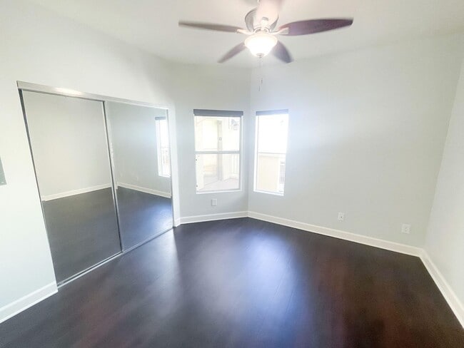 Photo - 1st &amp; Penn Apts - 1penn