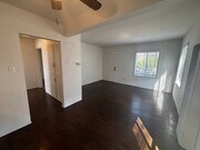 Photo - Charming and Bright 2 bed 1 bath in Point ... Apartment Unit 1717 Evergreen Street