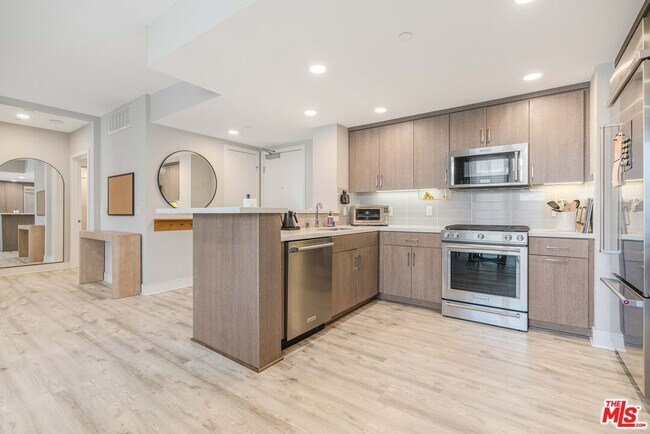 Photo - 6030 S Seabluff Dr Unit 510
